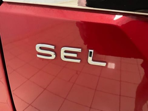 Used 2025 Volkswagen Atlas SEL Premium R-Line AWD/4WD image 24