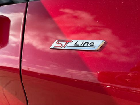 Used 2025 Ford Explorer ST-Line w/ Premium Package RWD image 15