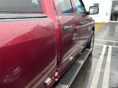 Used 2018 RAM 1500 Express w/ Express Value Package image 20