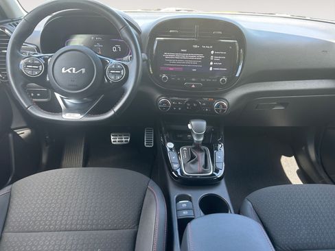 Used 2024 Kia Soul GT-Line w/ GT-Line Technology Package FWD image 10