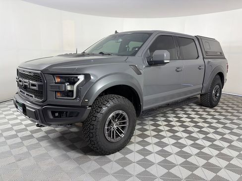 Certified 2020 Ford F150 Raptor w/ Equipment Group 802A Luxury image 3