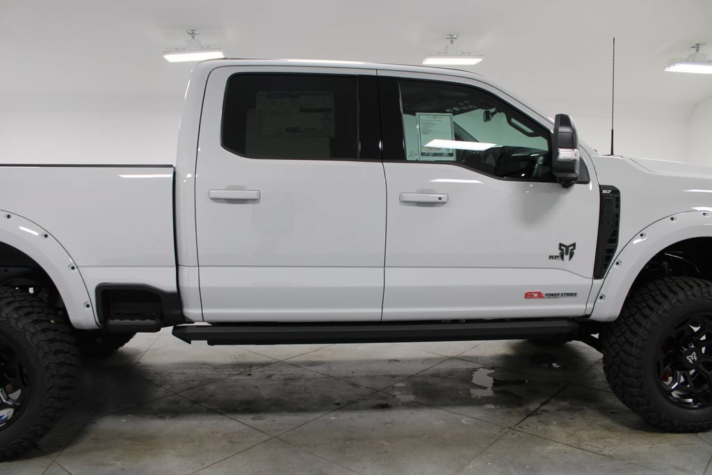 New 2026 Ford F250 XLT w/ XLT Premium Package AWD/4WD image 10