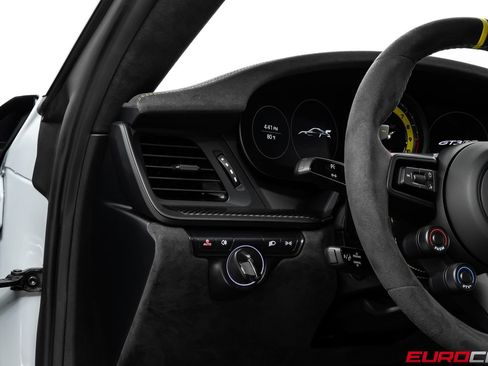 Used 2025 Porsche 911 GT3 RS RWD image 30