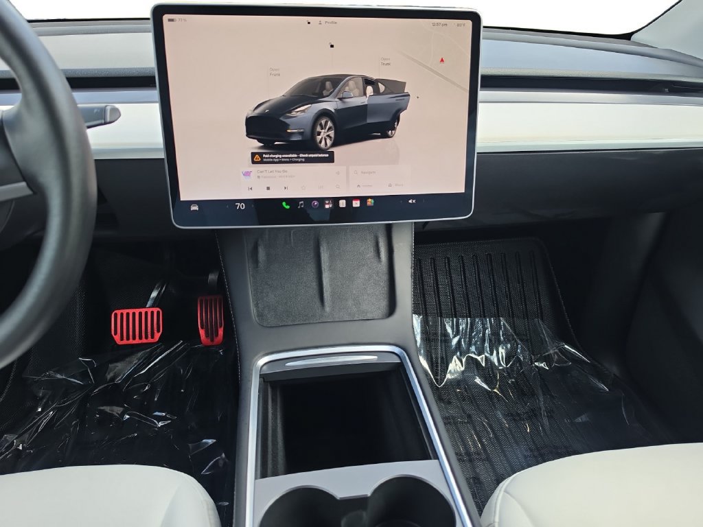 Used 2024 Tesla Model Y Long Range AWD/4WD image 11