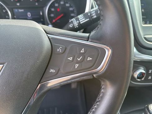 Used 2019 Chevrolet Equinox LT image 20