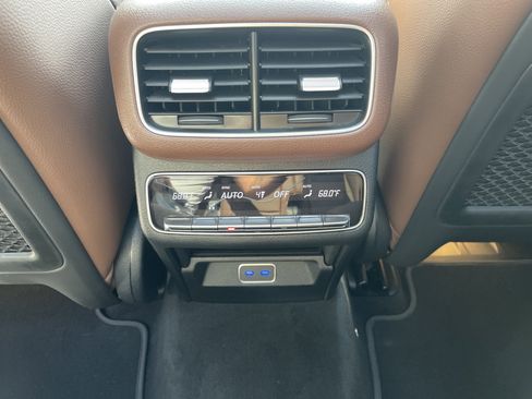 Certified 2024 Mercedes-Benz GLS 450 4MATIC image 43