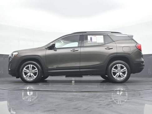 Used 2020 GMC Terrain SLE w/ Driver Convenience Package AWD/4WD image 27