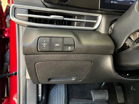 Used 2023 Hyundai Elantra Limited FWD image 25