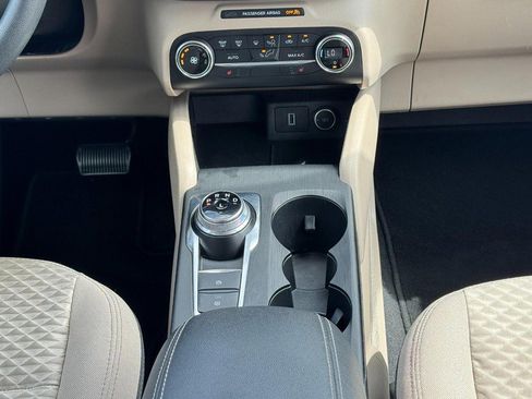 Used 2020 Ford Escape SE AWD/4WD image 14