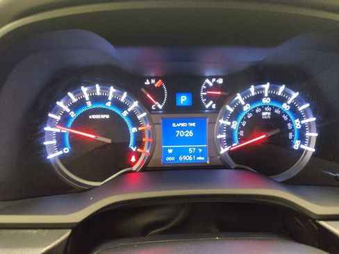 Used 2018 Toyota 4Runner SR5 image 23