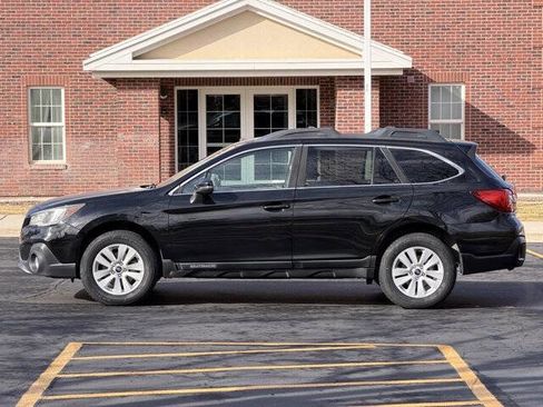 Used 2018 Subaru Outback 2.5i Premium AWD/4WD image 8