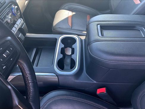 Used 2021 GMC Sierra 1500 AT4 image 16