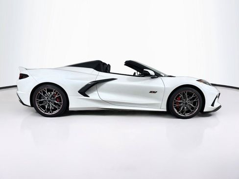 Used 2023 Chevrolet Corvette Stingray Premium Conv w/ Z51 Performance Package RWD image 6