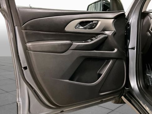 Used 2019 Chevrolet Traverse LS FWD image 20