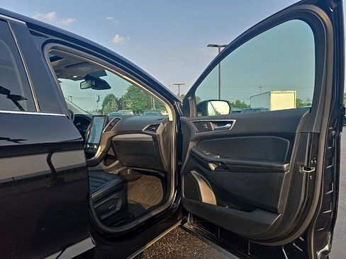 Used 2022 Ford Edge SEL w/ Convenience Package image 36