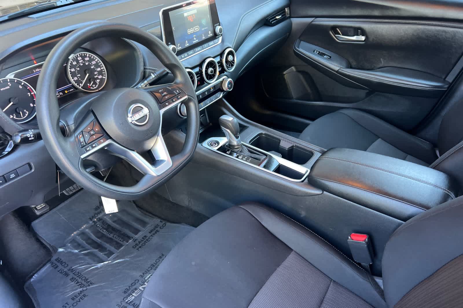 Used 2025 Nissan Sentra SV FWD image 11