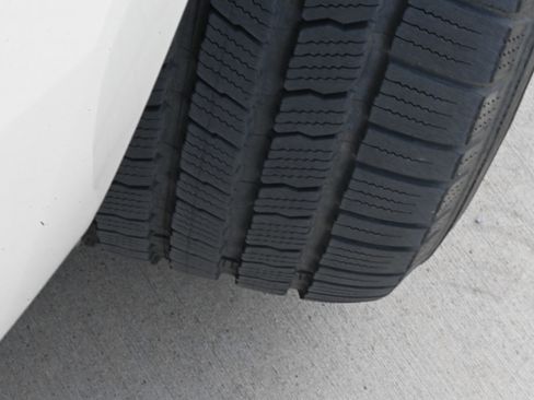 Used 2015 GMC Yukon SLT w/ Open Road Package image 11