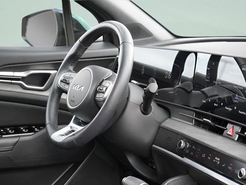 Used 2024 Kia Sportage X-Line w/ X-Line Premium Package AWD/4WD image 13