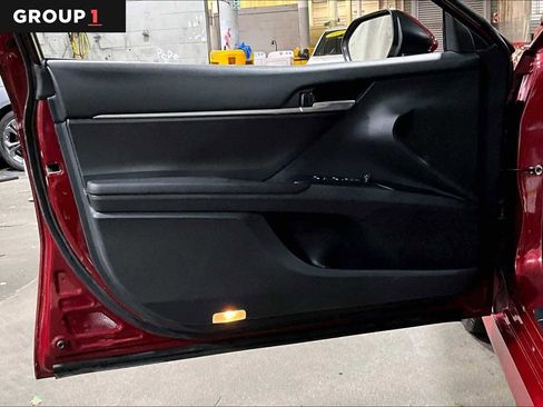 Certified 2018 Toyota Camry LE w/ Convenience Package FWD image 22