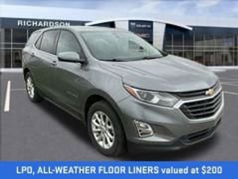 Used 2018 Chevrolet Equinox LT FWD image 3
