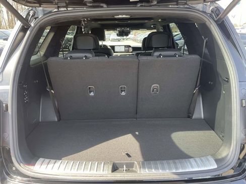 Used 2024 Hyundai Palisade Calligraphy image 8