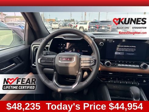 New 2026 GMC Canyon AT4 image 34