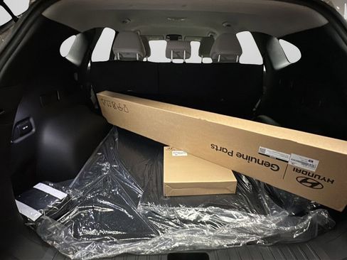 New 2026 Hyundai Tucson Blue SE image 13