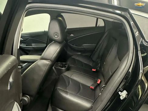 Used 2018 Chevrolet Volt Premier w/ Driver Confidence Package image 12