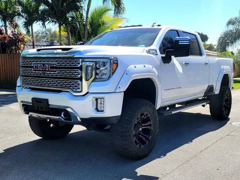 Used 2020 GMC Sierra 2500 Denali w/ Denali Ultimate Package image 1