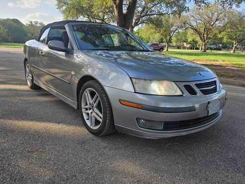 Used 2007 Saab 9-3 2.0T w/ Premium 17 Pkg image 2