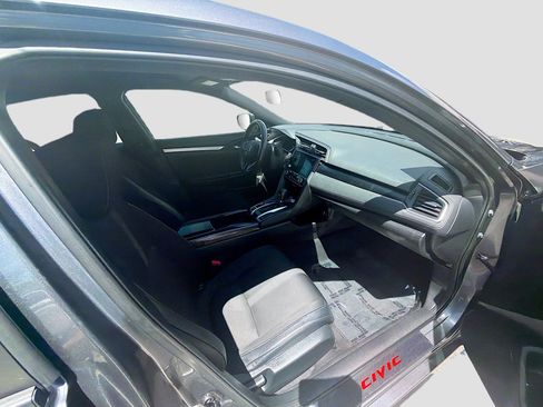 Used 2020 Honda Civic Sport image 30