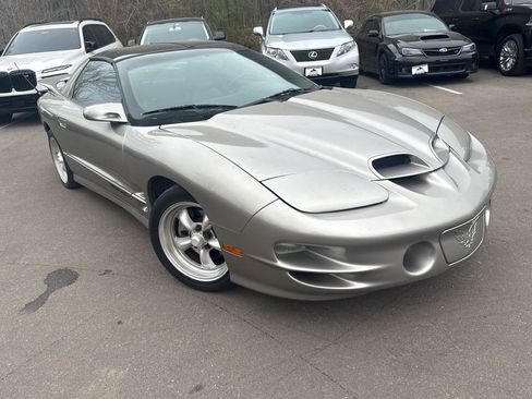 Used 2001 Pontiac Firebird Formula w/ Protection Group RWD image 1
