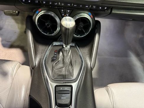 Used 2019 Chevrolet Camaro LT image 21