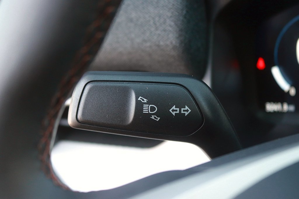 Used 2026 Ford Explorer Active RWD image 27