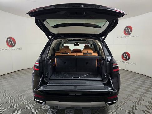 Used 2026 BMW X7 xDrive40i image 10