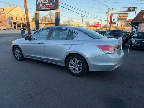 Used 2012 Honda Accord LX image 4