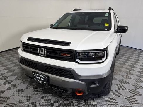 Used 2026 Honda Passport TrailSport Elite image 3