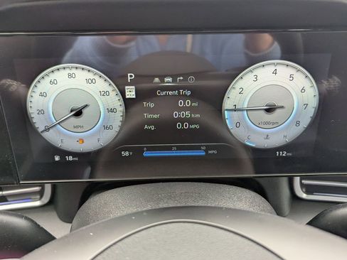 New 2025 Hyundai Elantra SEL image 10