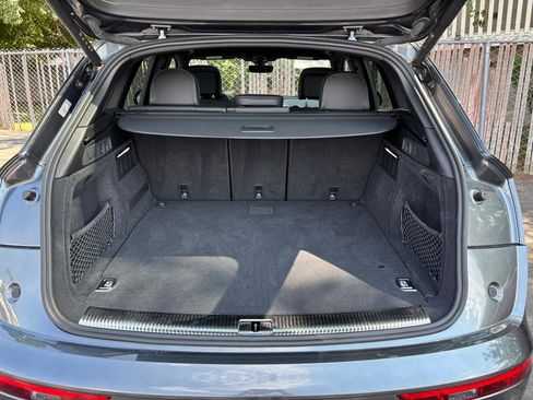 Used 2024 Audi Q5 e Premium Plus w/ Premium Plus Package AWD/4WD image 20