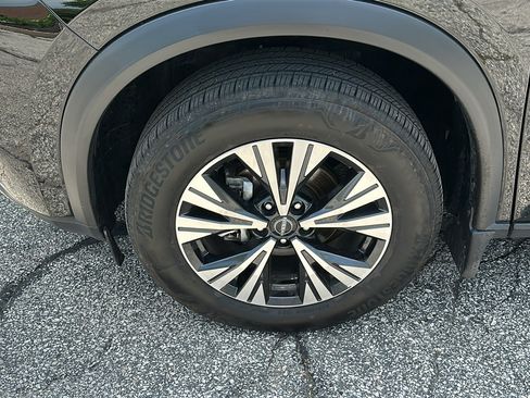 Certified 2023 Nissan Rogue SV AWD/4WD image 8