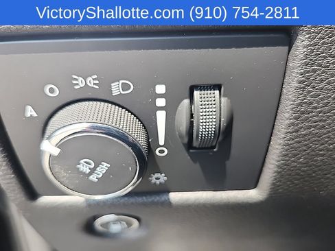 Used 2017 Jeep Grand Cherokee Limited AWD/4WD image 17