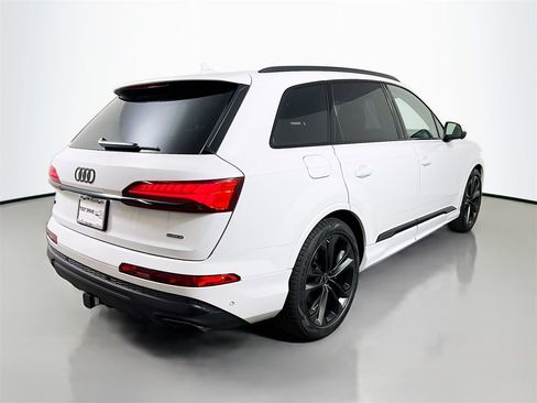 New 2026 Audi Q7 3.0T Premium Plus image 7