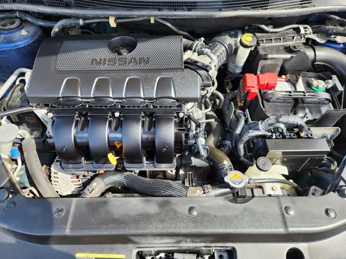 Used 2016 Nissan Sentra SR w/ SR Premium Package image 18