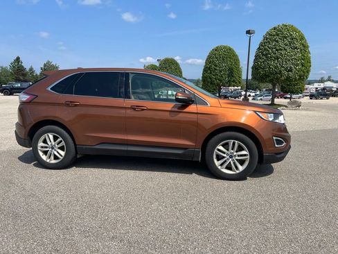 Used 2017 Ford Edge SEL w/ Cargo Accessory Package AWD/4WD image 12