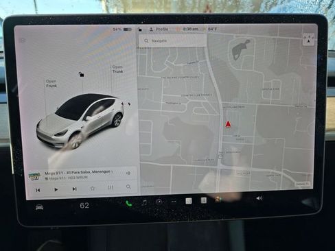 Used 2021 Tesla Model Y Long Range AWD/4WD image 7