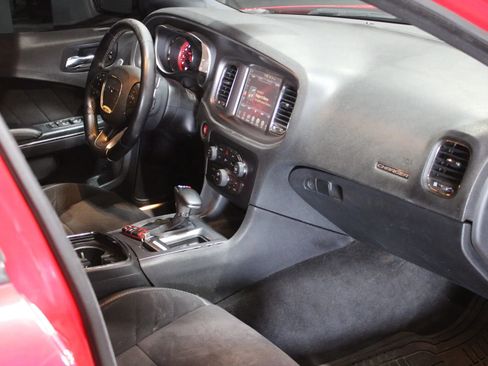 Used 2016 Dodge Charger SRT Hellcat w/ Harman/Kardon Audio Group image 9