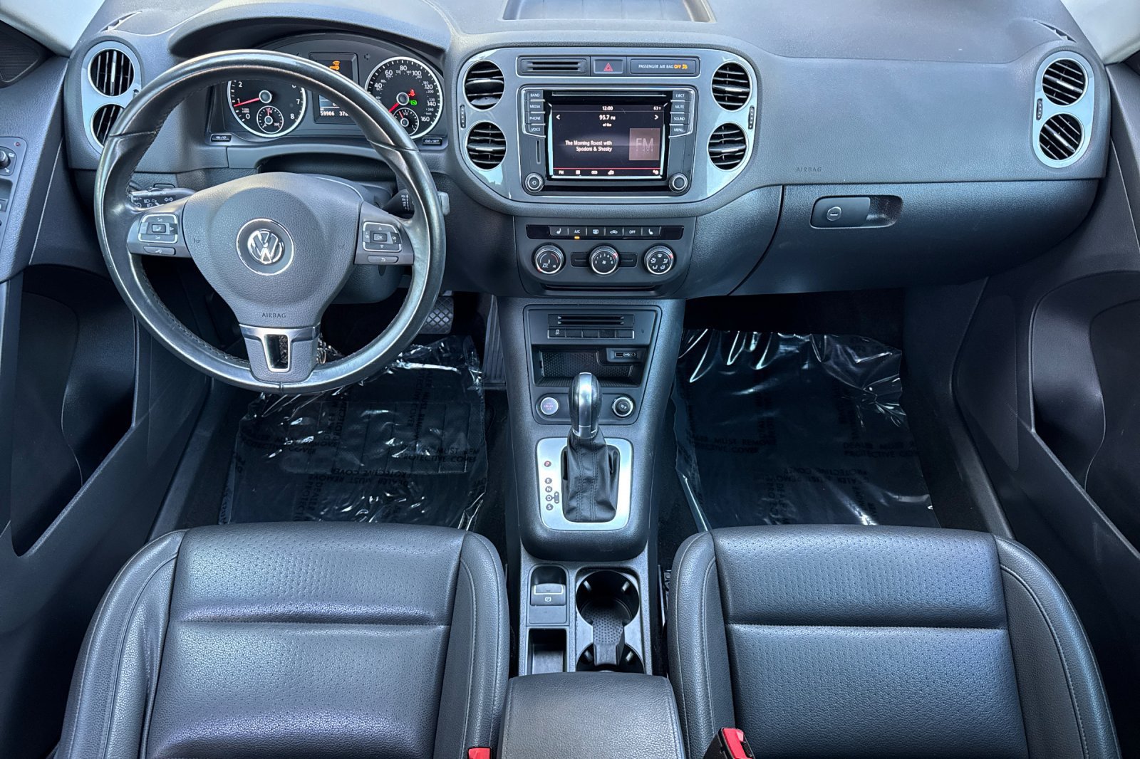 Used 2017 Volkswagen Tiguan S FWD image 13