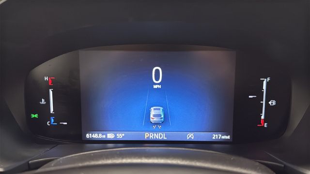 Used 2025 Ford Escape ST-Line w/ Cold Weather Package AWD/4WD image 17