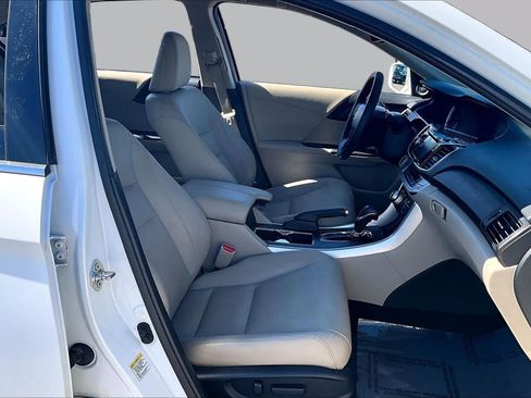 Used 2014 Honda Accord EX-L image 8
