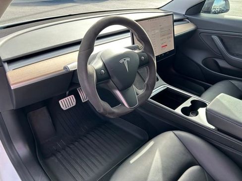 Used 2021 Tesla Model 3 Performance image 21